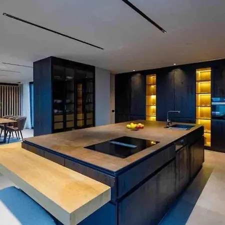 别墅 Mansion With Sea And Rocks View, Housekeeper, Breakfast 比特兹