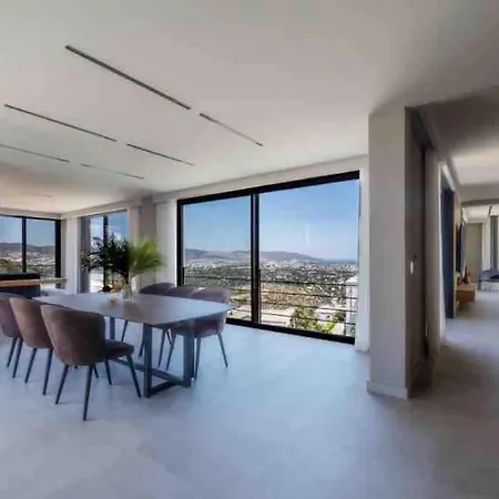 Mansion With Sea And Rocks View, Housekeeper, Breakfast 比特兹